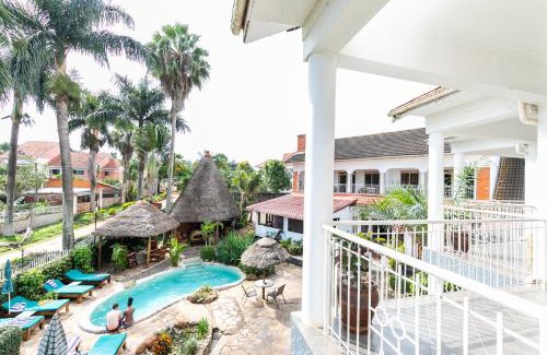 Entebbe Complejo | 2 Friends Beach Hotel