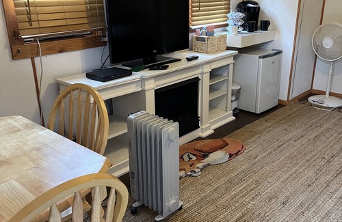 Board Camp Cabina | 2 furnished cabins on unique fenced property close to Wolf Pen and Fourche Mt
