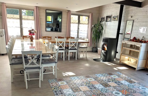 Saint-Martin-de-Salencey Casa | 2 Gites for 16 people