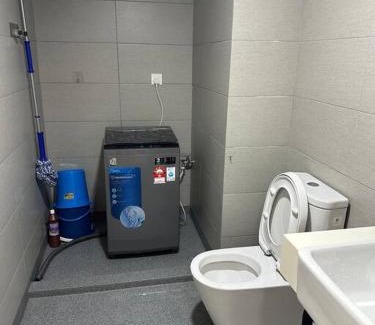 Taman Mutiara Apartamento | 2 Guest Duplex City Center Eko Cheras Mall Kuala Lumpur Pavilion Bukit Bintang KLCC Petaling Street Central Market National Zoo Batu Caves Merdeka Square