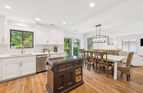 Heritage Woods Casa | 2 Heritage Road @ Sea Pines | Private Pool | Steps to Harbour Town Golf Links