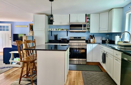 North Eastham Casa | 2 casas de Eastham en un lote: camine hasta Bay Beach.