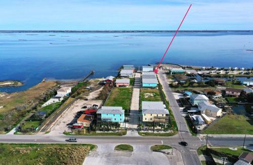 Flour Bluff Casa | 2 Homes Sleeps 16 Shared PoolBoat Dock Laguna Village Serenity by AvantStay