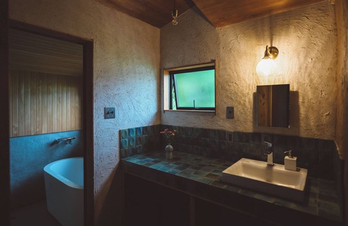 Hokuto Otro | 2 hrs from Tokyo. Private Japanese stay with Mt. Fuji views. Long-stay deals.