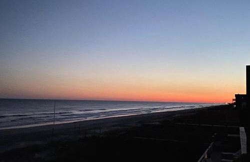 Emerald Isle Casa | 2 if by Sea- East Unit