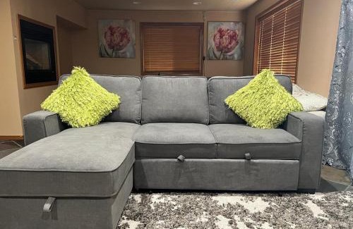 North Creek Casa | 2 King Bed, Kitchenette, Game Area, Living Room, Office Room, Backyard