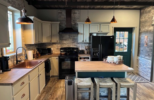 Custer Chalet De Esquí | 2 King beds, huge deck at a picturesque chalet
