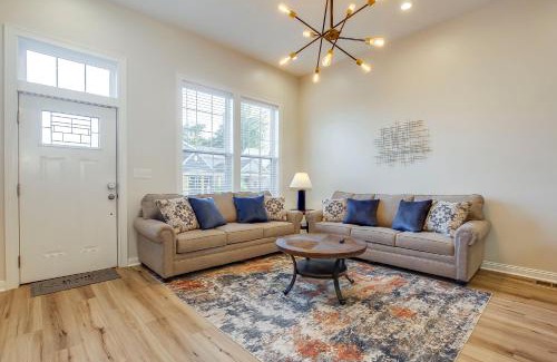 Shelby Park Casa | 2 King, Sleeps 9, Fair & Expo Ctr, Churchill, Bourbon tours, Downtown, University of Louisville, Foodie, Shopping, Nightlife!