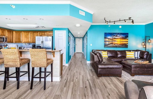 Gulf Shores Condominio | RECIENTEMENTE RENOVADO, SANIBEL 1703 - 2 KING SUITES CON INCREÍBLES VISTAS AL PISO 17 !!