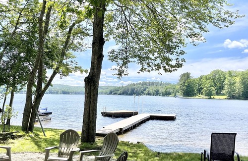 Hillsboro Cabaña | 2 lakefront cottages on Franklin Pierce Lake