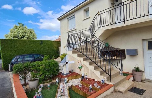 Chambretaud Apartamento | 2 logements séparés 2 et 5 couchages au Rez-de-Chaussée à Chambretaud, 5 min Puy du Fou