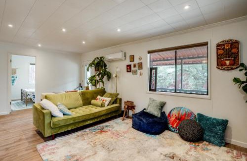 Prescott Casa | 2 Mi to Arizona Christmas City! Cabin with Fireplace