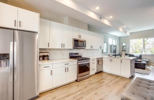 Sunnyside Casa | 2 Mi to Ball Arena Townhome with Rooftop Patio