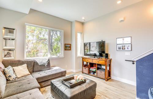 Sunnyside Casa | 2 Mi to Ball Arena Townhome with Rooftop Patio