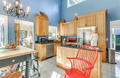 Sea Pines Cabaña | 2 Mi to Beach: Hilton Head Home w/ Furnished Deck