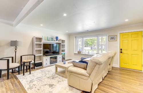 Lower Township Casa | 2 Mi to Beach BBQ-Ready Home in North Cape May!