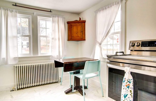 Hyannis Cabaña | 2 Mi to Beach: Coastal Retreat in Hyannis!