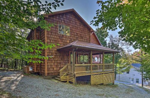 Beech Mountain Casa | 2 Mi to Beech Mtn Resort Cabin with Deck and Grill!