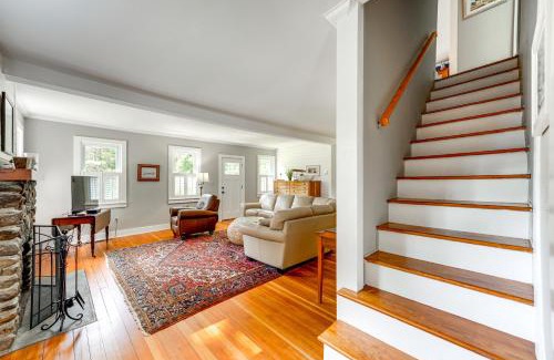 Madison Casa | 2 Mi to Dtwn 2-Acre Retreat with Large Yard!