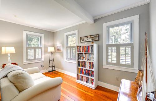 Madison Casa | 2 Mi to Dtwn 2-Acre Retreat with Large Yard!