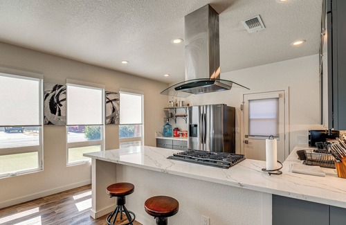 Sacramento Casa | 2 Mi to Dtwn: Home w/Private Pool in Sacramento