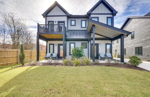 Durham Casa | 2 Mi to Duke and 3 Mi to Downtown Durham Townhome