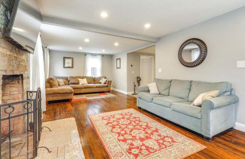 Foxboro Casa | 2 Mi to Gillette Stadium Foxborough Retreat!