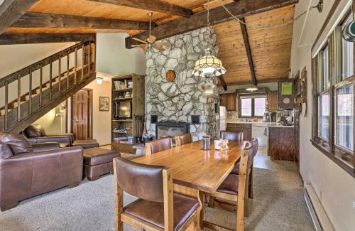 Grand Lake Casa | 2 Mi to Grand Lake Cabin with Fireplace and Library!