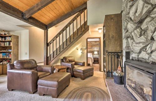 Grand Lake Casa | 2 Mi to Grand Lake Cabin with Fireplace and Library!