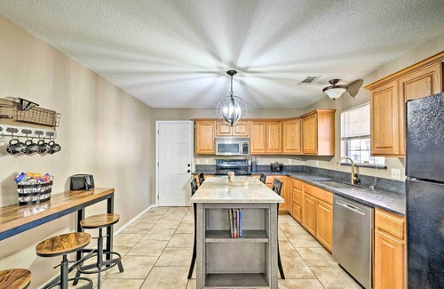Fort Smith Casa | 2 Mi to Historic Sites: Cozy Fort Smith Home!