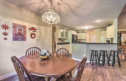 Hot Springs Village Apartamento | < 2 Mi to Lake Coronado: Apt w/ Grill!
