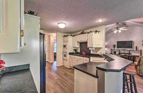 Hot Springs Village Apartamento | < 2 Mi to Lake Coronado: Apt w/ Grill!