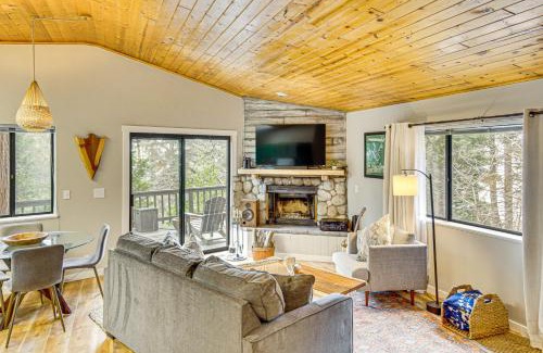 Arrowhead Villas Casa | 2 Mi to Lake Arrowhead Treetop Retreat with Deck