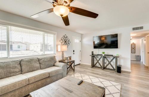 Lake Havasu City Casa | 2 Mi to Lake Havasu Home with Patio!
