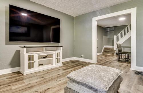 Near Eastside Casa | 2 Mi to Mass Ave Convenient Townhome with Yard!