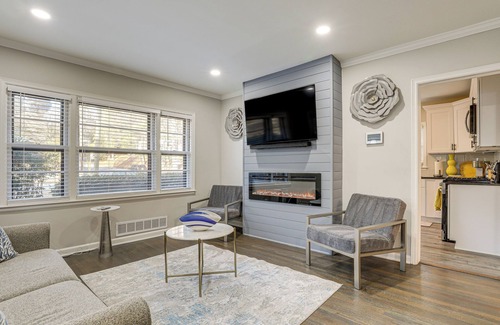 Piedmont Heights Apartamento | 2 Mi to Midtown: Chic Apartment in Atlanta!