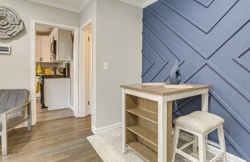 Piedmont Heights Apartamento | 2 Mi to Midtown: Chic Apartment in Atlanta!