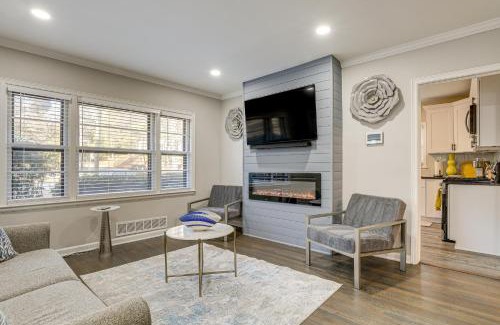 Piedmont Heights Apartamento | 2 Mi to Midtown Chic Apartment in Atlanta!