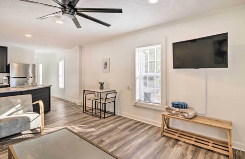 Starkville Cabaña | 2 Mi to MSU: Chic Cottage Retreat w/ Yard!
