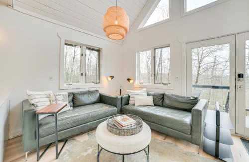 Harbor Springs Casa | 2 Mi to Nubs Nob Resort All-Season Michigan Haven