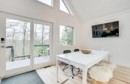 Harbor Springs Casa | 2 Mi to Nubs Nob Resort All-Season Michigan Haven