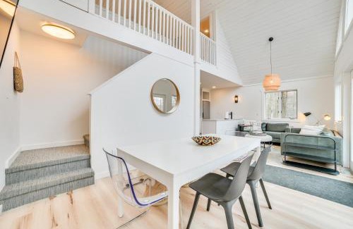 Harbor Springs Casa | 2 Mi to Nubs Nob Resort All-Season Michigan Haven