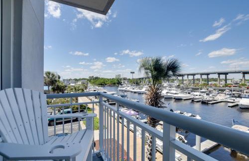 North Myrtle Beach Apartamento | 2 Mi to Ocean Waterfront Resort Condo in NMB!