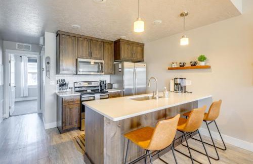McCall Casa | 2 Mi to Payette Lake Mtn-View Getaway with Balcony