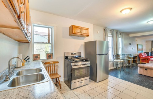 Back of the Yards Casa | 2 Mi to Red Line: Chicago Home Near Sherman Park