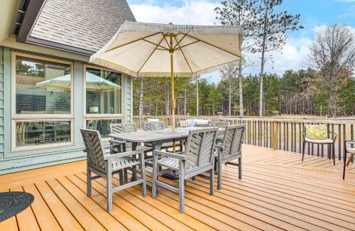 Rome Casa | 2 Mi to Sand Valley Family Getaway with Deck!