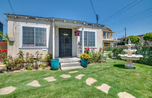 Inglewood Casa | 2 Mi to SoFi Stadium Updated Inglewood Home!
