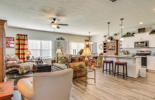 Aiken Casa | 2 Mi to Steeplechase Racecourse: Stylish Aiken Gem