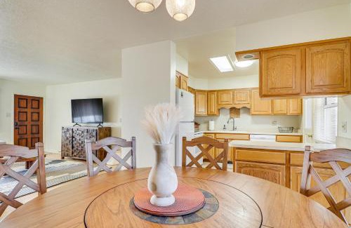 Sandia Ridge Casa | 2 Mi to UNM Campus Home in Quiet Area of ABQ