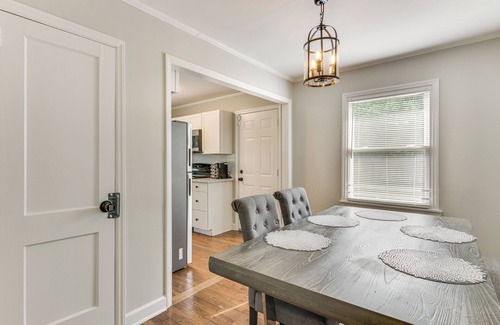 Biddleville Cabaña | < 2 Mi to Uptown Charlotte: Home w/ Large Yard!